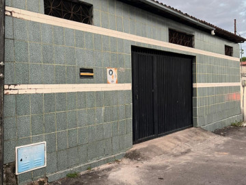 Casa - Venda - Prefeito Jose Walter - Fortaleza - CE
